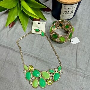 DaVinci Green and Gold chunky jewelry set